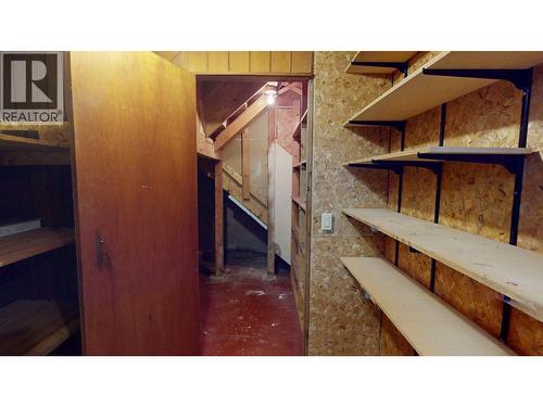 958 Galbraith Drive, Elkford, BC - Indoor