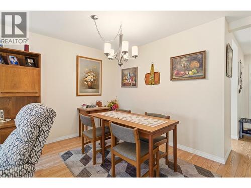 1965 Durnin Road Unit# 116, Kelowna, BC - Indoor Photo Showing Dining Room