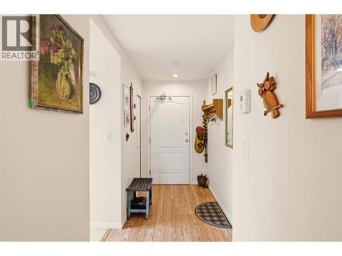 1965 Durnin Road Unit# 116, Kelowna, BC - Indoor Photo Showing Other Room