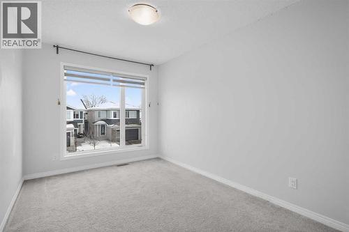 114 Walgrove Green Se, Calgary, AB - Indoor Photo Showing Other Room