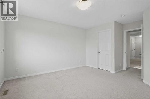 114 Walgrove Green Se, Calgary, AB - Indoor Photo Showing Other Room