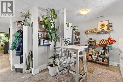 1004 20 Avenue Se, Calgary, AB - Indoor