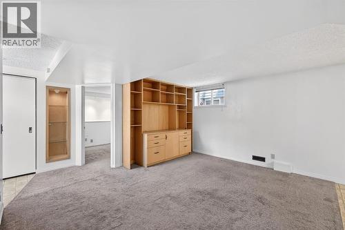 1004 20 Avenue Se, Calgary, AB - Indoor