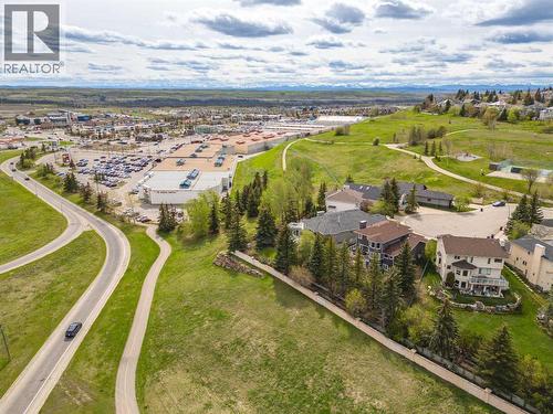 2207, 1888 Signature Park Sw, Calgary, AB - Outdoor With View