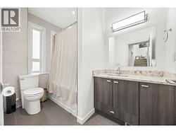 Bathroom between primary and second bedroom - 