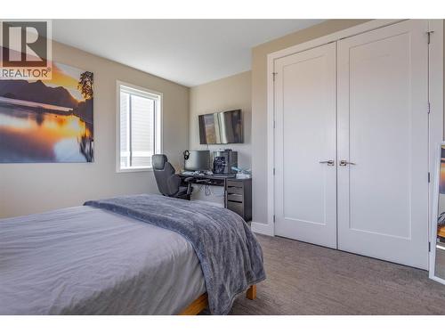 1648 Fawn Run Drive, Kelowna, BC - Indoor Photo Showing Bedroom