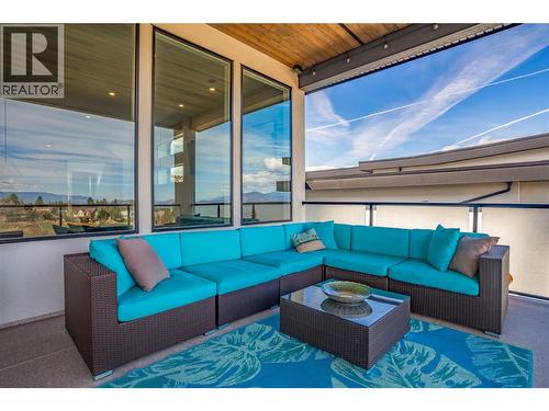 1648 Fawn Run Drive, Kelowna, BC - Outdoor With Deck Patio Veranda With Exterior