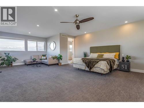 1648 Fawn Run Drive, Kelowna, BC - Indoor Photo Showing Bedroom