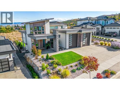 1648 Fawn Run Drive, Kelowna, BC - Outdoor With Facade