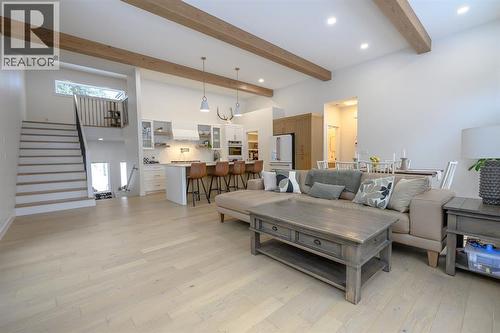 57-704010 64 Range Road, Rural Grande Prairie No. 1, County Of, AB - Indoor Photo Showing Living Room