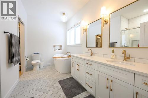 57-704010 64 Range Road, Rural Grande Prairie No. 1, County Of, AB - Indoor Photo Showing Bathroom