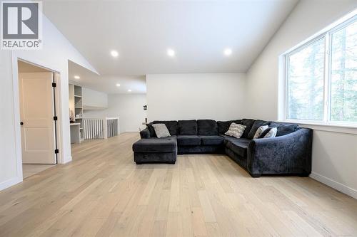 57-704010 64 Range Road, Rural Grande Prairie No. 1, County Of, AB - Indoor