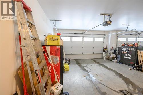 57-704010 64 Range Road, Rural Grande Prairie No. 1, County Of, AB - Indoor Photo Showing Garage