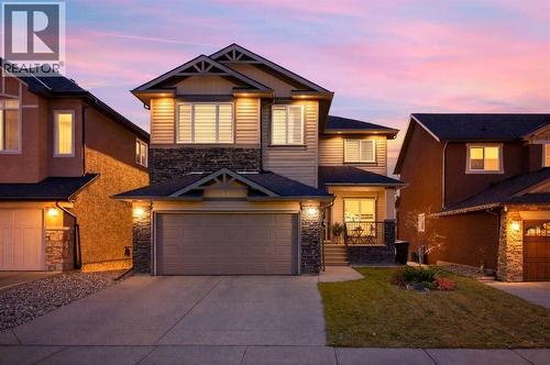 71 Panatella View NW  Calgary, AB T3K 0N4