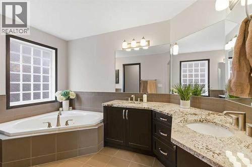 71 Panatella View Nw, Calgary, AB - Indoor Photo Showing Bathroom