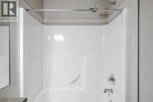 108 Redstone View Ne, Calgary, AB - Indoor Photo Showing Bathroom