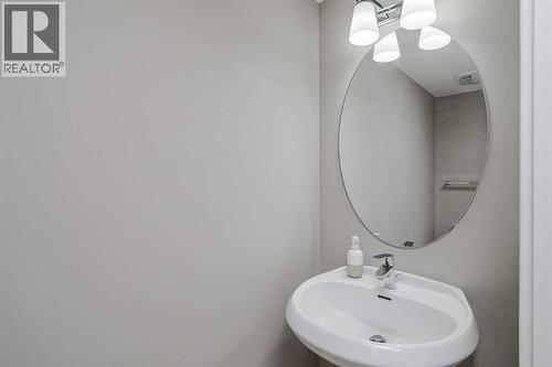 108 Redstone View Ne, Calgary, AB - Indoor Photo Showing Bathroom