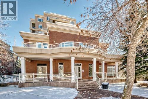 3217, 24 Hemlock Crescent Sw, Calgary, AB - Outdoor With Deck Patio Veranda