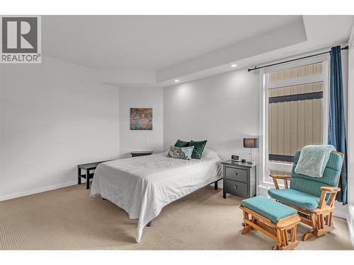 primary bedroom - 1933 Ambrosi Road Unit# 311, Kelowna, BC - Indoor Photo Showing Bedroom