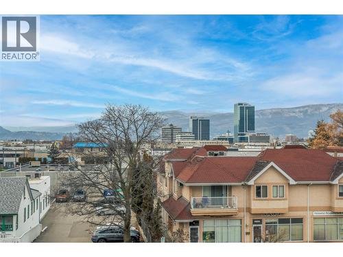covered deck - 1933 Ambrosi Road Unit# 311, Kelowna, BC - Outdoor With View