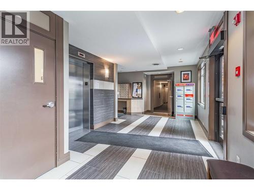 Ambrosi Court - entrance - 1933 Ambrosi Road Unit# 311, Kelowna, BC - Indoor Photo Showing Other Room