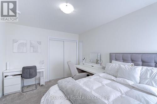 53 Lillian Way, Haldimand, ON - Indoor Photo Showing Bedroom