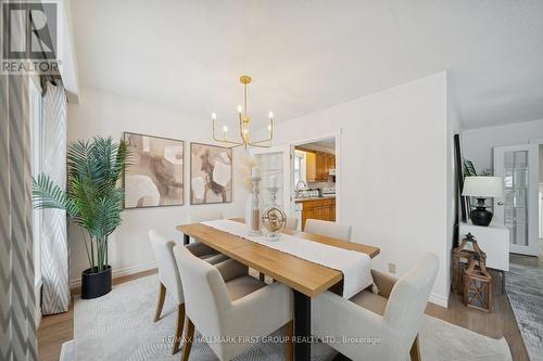 957 Timmins Gardens, Pickering, ON - Indoor Photo Showing Dining Room