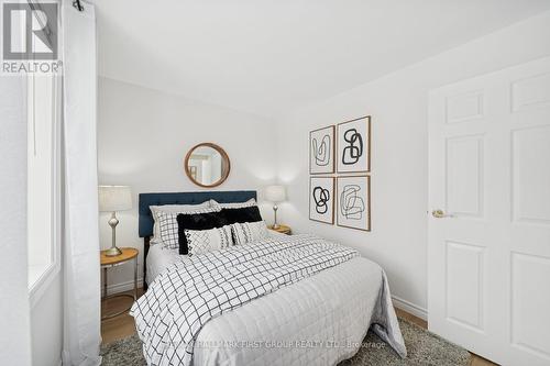 957 Timmins Gardens, Pickering, ON - Indoor Photo Showing Bedroom