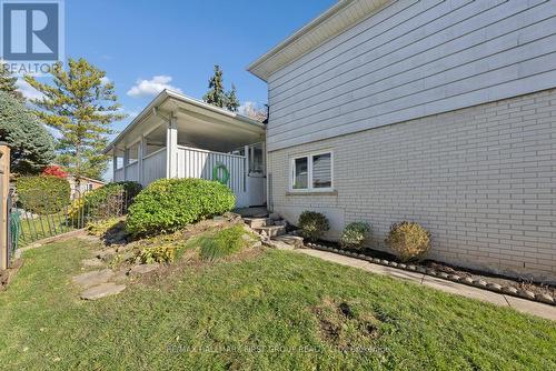 957 Timmins Gardens, Pickering, ON - Outdoor