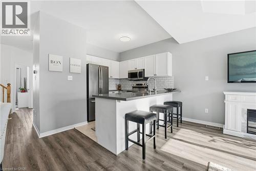115 Benziger Lane, Halton, ON - Indoor Photo Showing Kitchen With Upgraded Kitchen