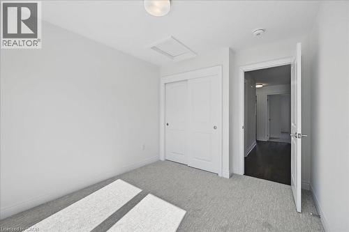 2184 Postmaster Drive Unit# 13, Oakville, ON - Indoor Photo Showing Other Room