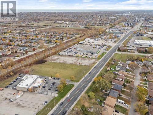 10982 Tecumseh Road E, Windsor, ON 