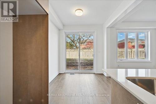 13 - 2184 Postmaster Drive, Oakville, ON - Indoor Photo Showing Other Room