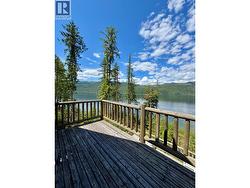 Primary bedroom viewing deck - 