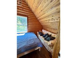 Second floor bedroom - 