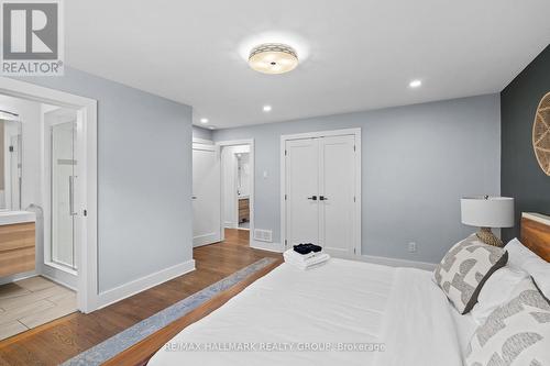 377 Summit Avenue, Ottawa, ON - Indoor Photo Showing Bedroom
