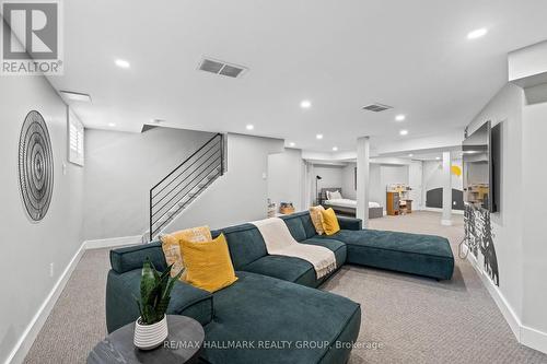 377 Summit Avenue, Ottawa, ON - Indoor