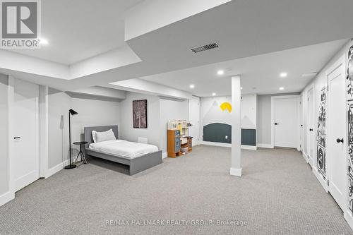 377 Summit Avenue, Ottawa, ON - Indoor