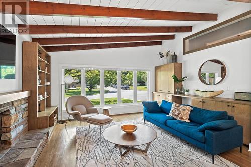 377 Summit Avenue, Ottawa, ON - Indoor Photo Showing Living Room With Fireplace