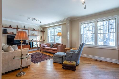 Family room - 65 Ch. Papineau, Lac-Brome, QC - Indoor Photo Showing Living Room