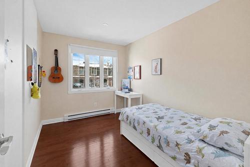Bedroom - 3075 Rue Michaud, Brossard, QC - Indoor Photo Showing Bedroom
