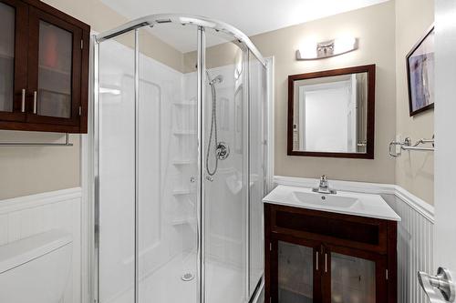 Bathroom - 3075 Rue Michaud, Brossard, QC - Indoor Photo Showing Bathroom