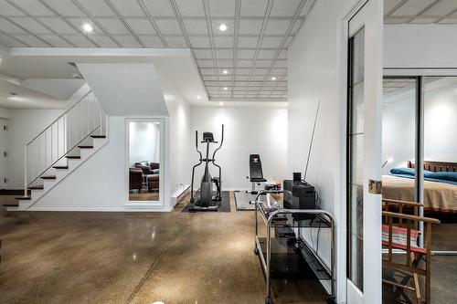 Family room - 1Z Av. Sauriol, Laval (Laval-Des-Rapides), QC 