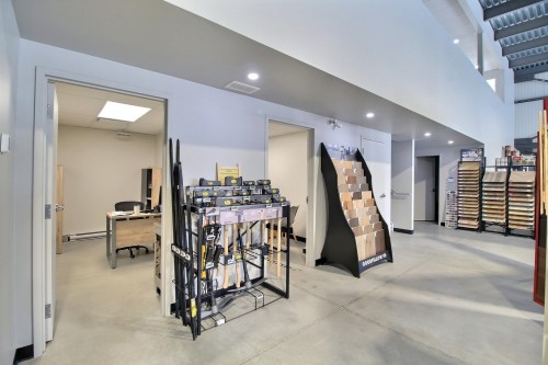 Overall view - 2042 Boul. Barrette, Val-D'Or, QC - Indoor Photo Showing Other Room