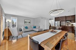 50 Rue de la Seine  Candiac, QC J5R 6Y2