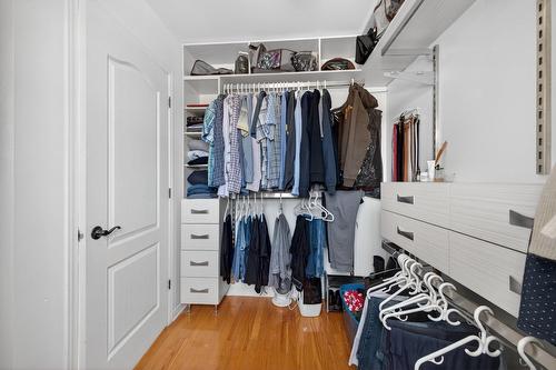 Walk-in closet - 50 Rue De La Seine, Candiac, QC - Indoor With Storage