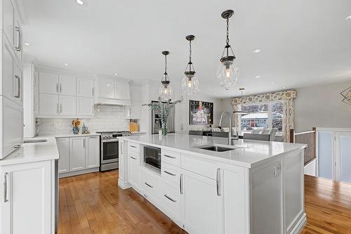 Kitchen - 1130 Rue Goyer, Saint-Bruno-De-Montarville, QC - Indoor Photo Showing Kitchen With Upgraded Kitchen