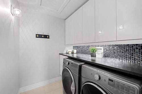 Laundry room - 1130 Rue Goyer, Saint-Bruno-De-Montarville, QC - Indoor Photo Showing Laundry Room