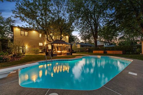 Pool - 1130 Rue Goyer, Saint-Bruno-De-Montarville, QC - Outdoor With In Ground Pool With Backyard