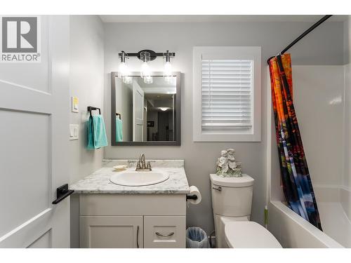 5488 Venta Drive, Prince George, BC - Indoor Photo Showing Bathroom